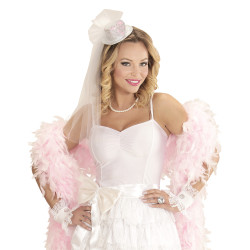 Klobúk so závojom na rozlúčku so slobodou